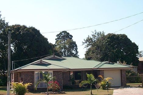 11 Pebble Ct, Torquay, QLD 4655