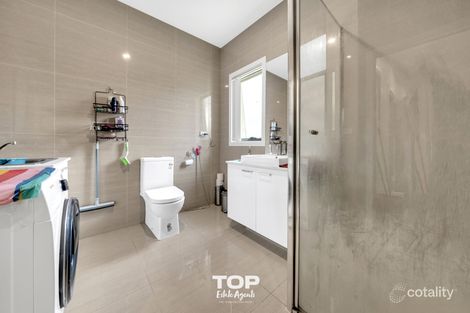 Property photo of 4/5 Dortad Court Hampton Park VIC 3976