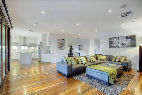 Property photo of 20 Barlow Rise Bundoora VIC 3083