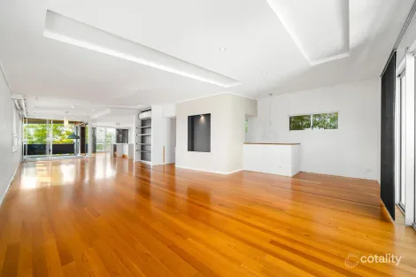 76 Mcilwraith Ave, Norman Park, QLD 4170