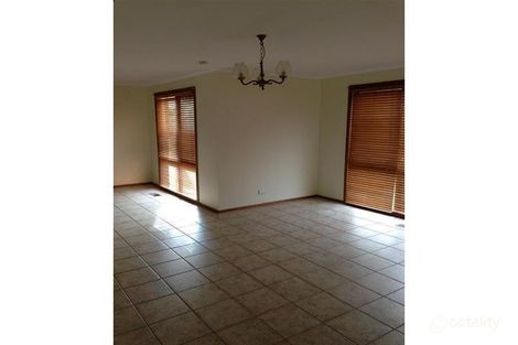Property photo of 57 Thomas Mitchell Drive Endeavour Hills VIC 3802