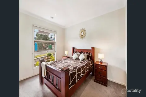 Property photo of 4 Isidore Drive Doreen VIC 3754