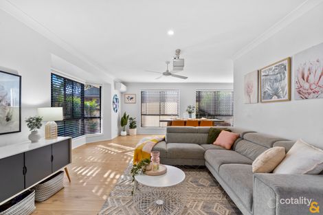 Property photo of 30 Solandra Street Wynnum West QLD 4178