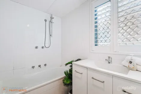 Property photo of 4 Heard Street Mawson ACT 2607