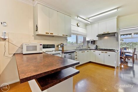 Property photo of 3 Kent Court Eltham VIC 3095