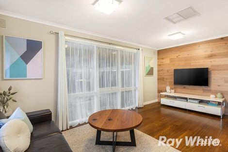 Property photo of 17 Meldrum Avenue Mill Park VIC 3082