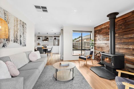 14 Tenneyson Cl, Armstrong Creek, VIC 3217