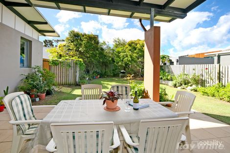 Property photo of 8 Boardrider Crescent Mount Coolum QLD 4573