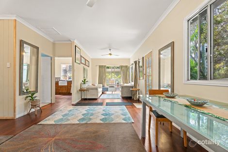 Property photo of 14 King Street Urangan QLD 4655