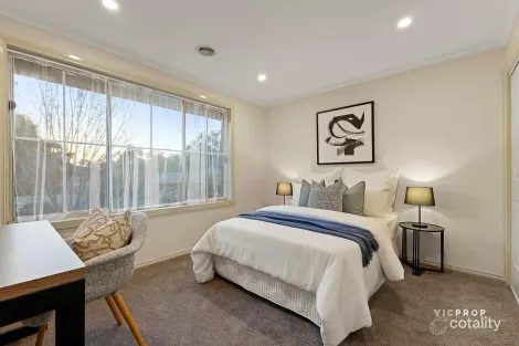 Property photo of 4 Brett Place Ferntree Gully VIC 3156