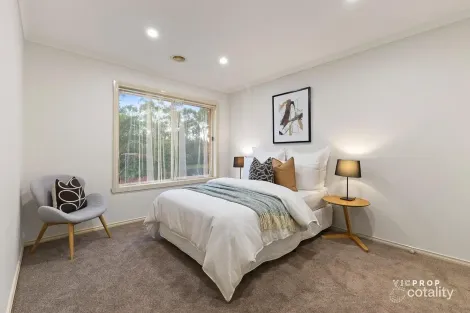 Property photo of 4 Brett Place Ferntree Gully VIC 3156