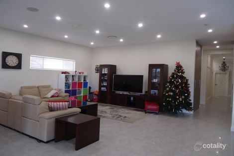 Property photo of 57 Portico Parade Toongabbie NSW 2146