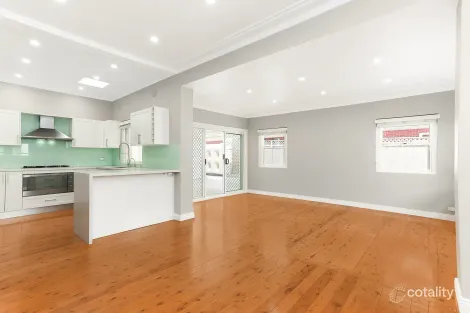 Property photo of 5 Strathlora Street Strathfield NSW 2135