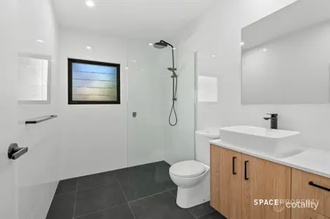 Property photo of 19 Maryland Street Stafford Heights QLD 4053