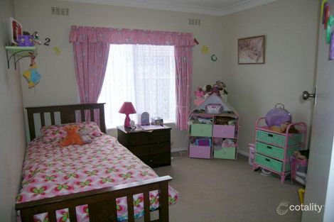 Property photo of 4 Thomas Street Kangaroo Flat VIC 3555
