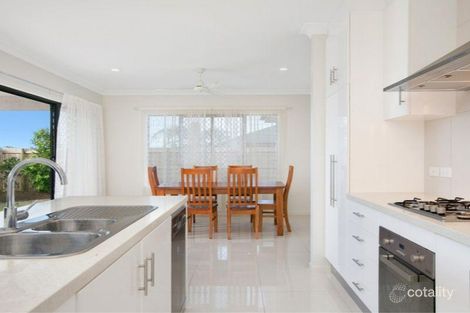 Property photo of 36 Hillary Drive Smithfield QLD 4878