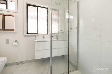 Property photo of 96 Boldrewood Parade Reservoir VIC 3073