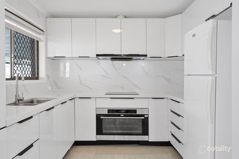 Property photo of 10 Dunblane Drive Boronia Heights QLD 4124
