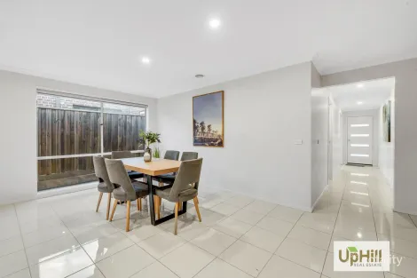 Property photo of 44 Macumba Drive Clyde North VIC 3978