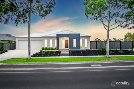 80 Heather Gr, Clyde North, VIC 3978