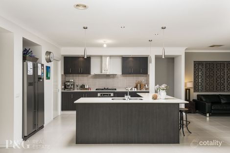 Property photo of 9 Springmount Street Cranbourne North VIC 3977