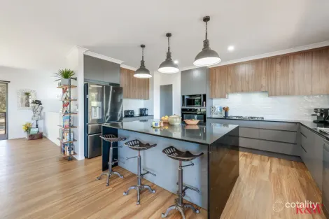 Property photo of 262 Sylvan Drive Moore Park Beach QLD 4670