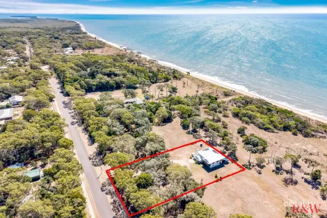 262 Sylvan Dr, Moore Park Beach, QLD 4670