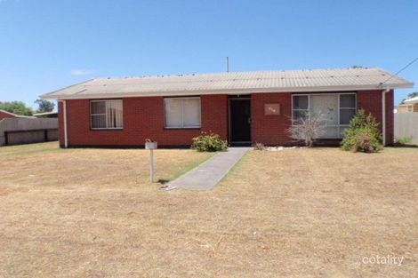 218 Third St, Wonthella, WA 6530