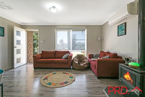 Property photo of 47 Flinders Street Westdale NSW 2340