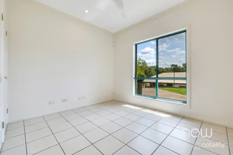 Property photo of 76 Shearwater Drive Bakewell NT 0832