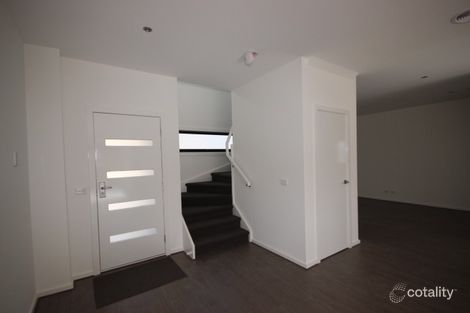 Property photo of 1/103 Golf Road Oakleigh South VIC 3167
