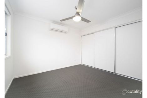 Property photo of 2/33 Inigo Way Augustine Heights QLD 4300