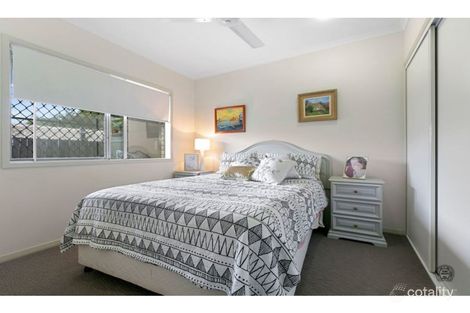 Property photo of 2/13 Rocklea Drive Southside QLD 4570