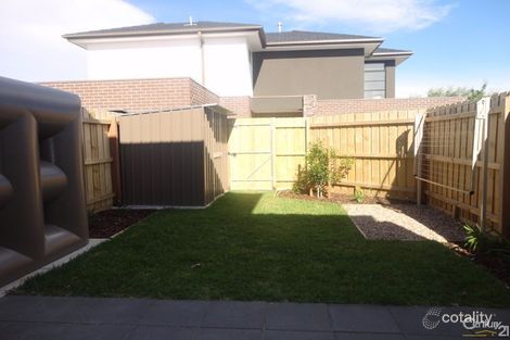 Property photo of 1/122 Kanooka Grove Clayton VIC 3168
