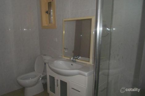 Property photo of 2 Thalia Court Meadow Heights VIC 3048