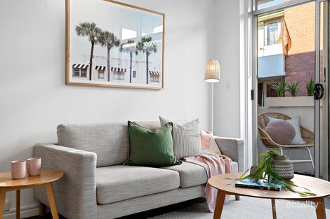 Property photo of 8/206 Canterbury Road St Kilda West VIC 3182