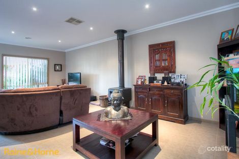 Property photo of 48 Betula Terrace Sunbury VIC 3429