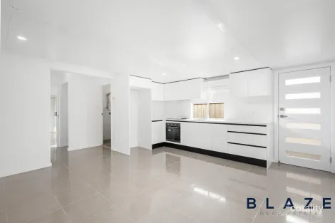 Property photo of 10 Tingha Close Hinchinbrook NSW 2168