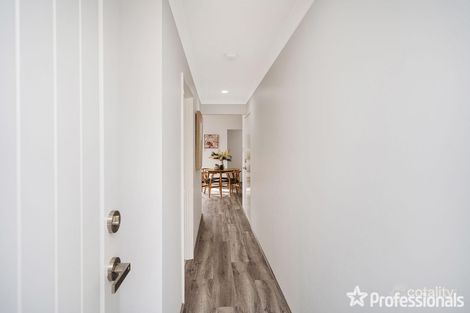 12 Astroloma Pl, Koongamia, WA 6056