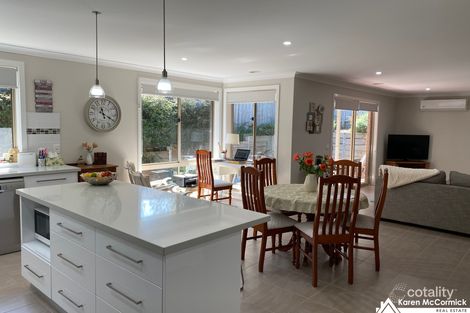 Property photo of 16 Cooper Rise Bunyip VIC 3815