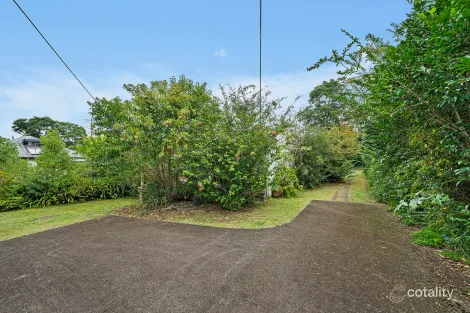 Property photo of 13 Karowa Street Bomaderry NSW 2541