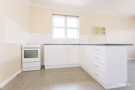 327 Scarborough Beach Rd, Woodlands, WA 6018