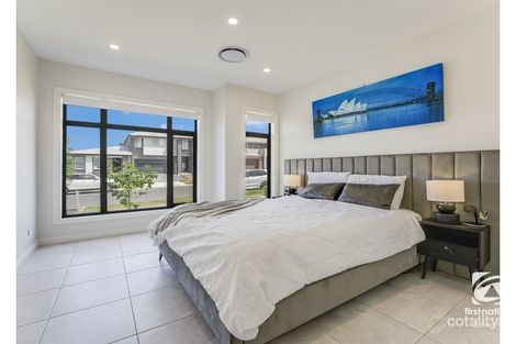 Property photo of 4 Burke Street Oran Park NSW 2570