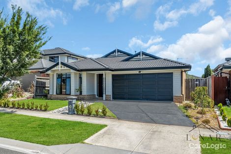 Property photo of 5 Quist Parade Cranbourne West VIC 3977