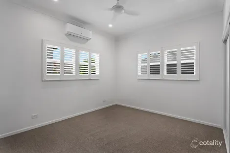 Property photo of 9 Collins Street Mount Lofty QLD 4350