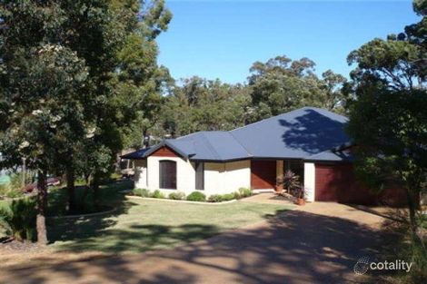 18 Lyons Rd, Waroona, WA 6215
