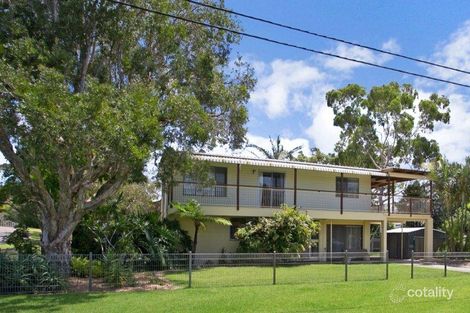 Property photo of 4 Cambridge Avenue Lemon Tree Passage NSW 2319