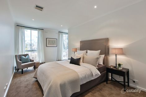 Property photo of 54 Irving Road Toorak VIC 3142