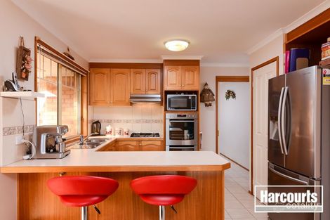 Property photo of 15 Fira Court Narre Warren VIC 3805