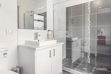 Property photo of 13/4 Delany Lane Craigieburn VIC 3064